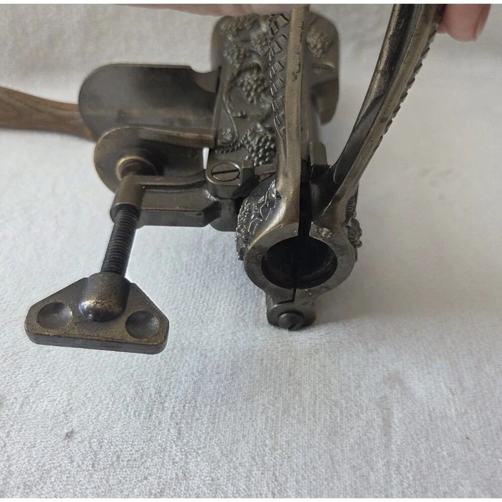 Vintage Rogar Estate Counter Mount Table Top Corkscrew Wine Bottle Opener Bar